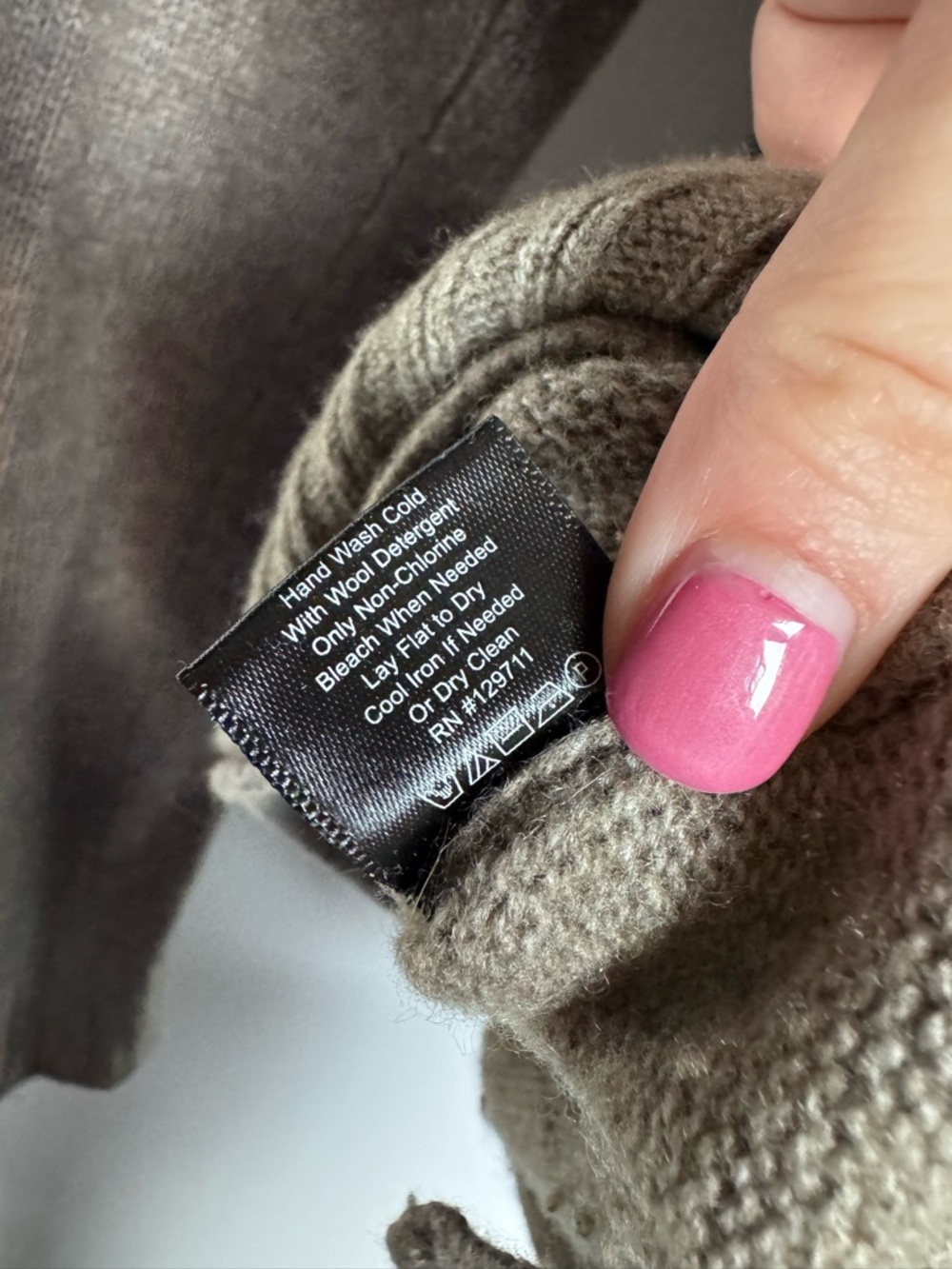 Jenni Kayne Taupe Crewneck Sweater - Picture 11 of 11